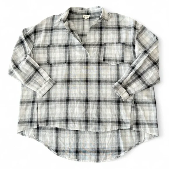 POL Oversized Black and Gray Plaid Button-Down High Low Tunic Top Size Small - Picture 2 of 8